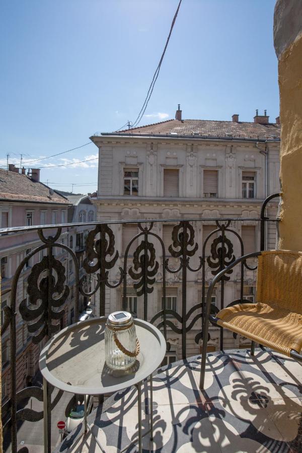 Designer Luxury Home In The Jewish Quarter Budapest Exterior photo
